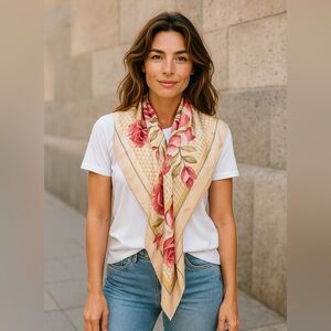 NWOT Vince Camuto 100% Polyester Floral Scarf